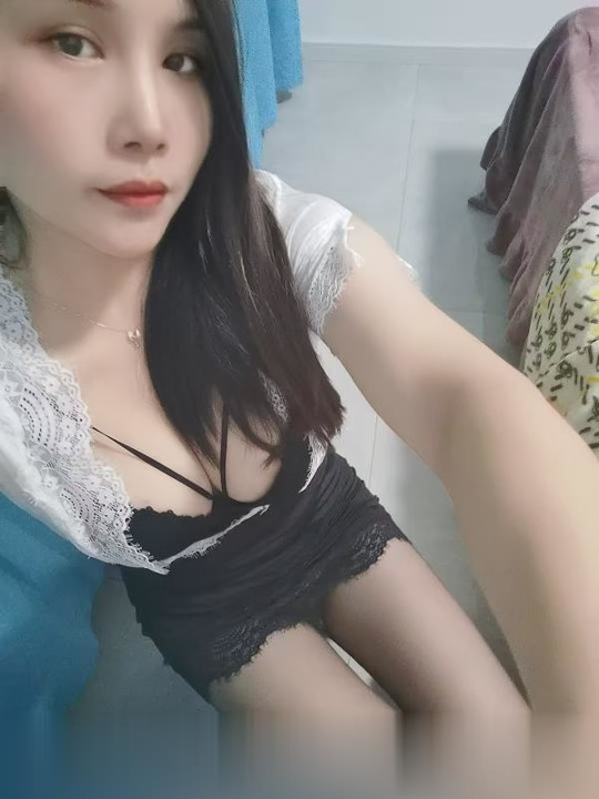 江苏-常州制服少妇小梦-2.jpg