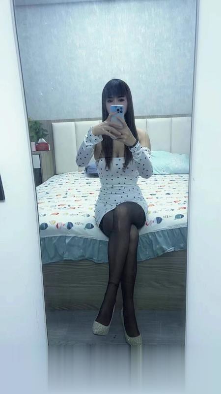 江苏-南京张府园苗条小少妇-2.jpg