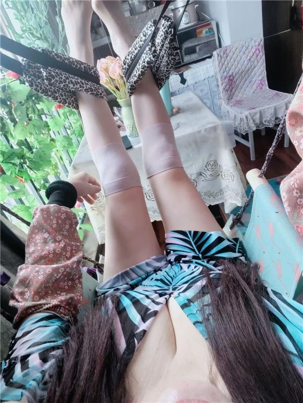 重庆-沙坪坝大奶熟女骚妈-1.jpg