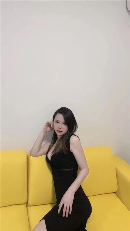 北京性价比服务型美女-1.jpg